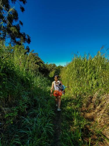 23.10.30 b Kaawaloa-Hike-to-Snorkle a 09.32.55